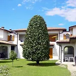 Bianca 4*
