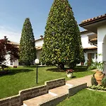 Bianca Apartmanhotel Sirmione