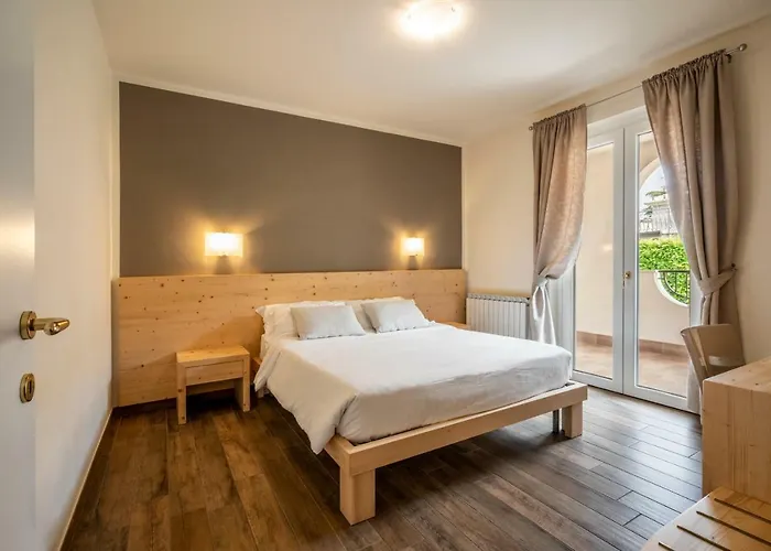 Apart-hotel Bianca Sirmione